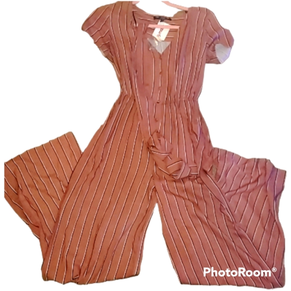 3/$15 One❤️clothing long wide leg romber/jumpsuit